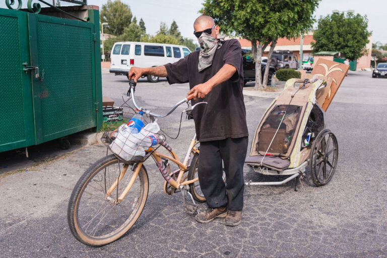 irwindale-homelessfooddistribution